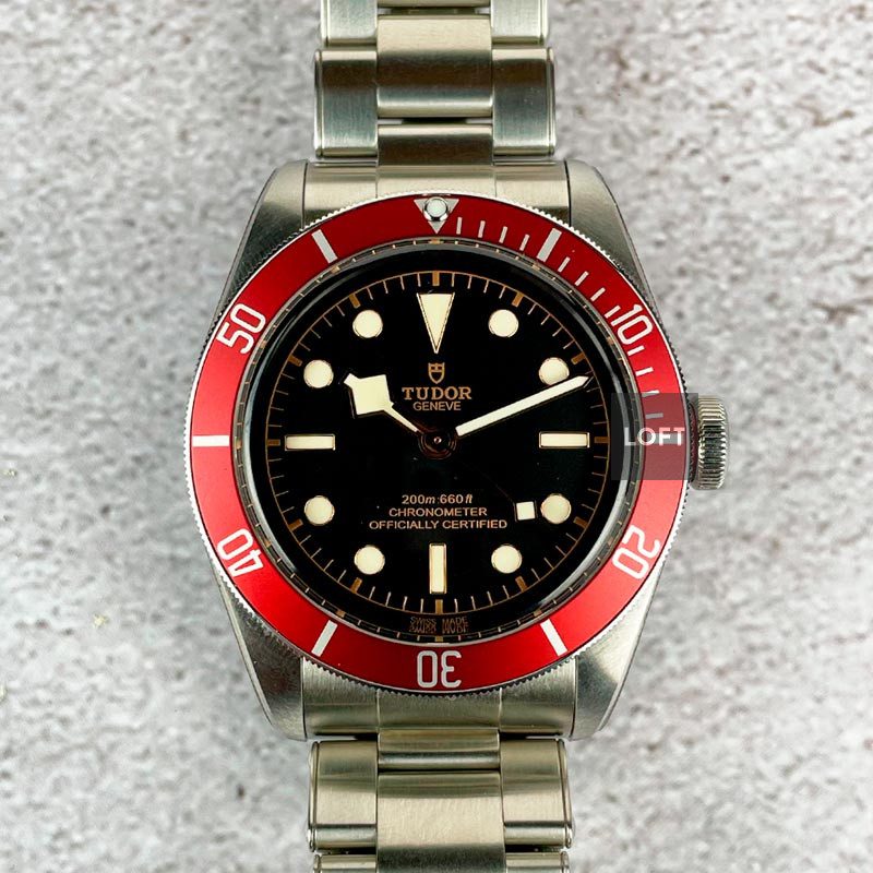 Tudor Black Bay Heritage 43 mm