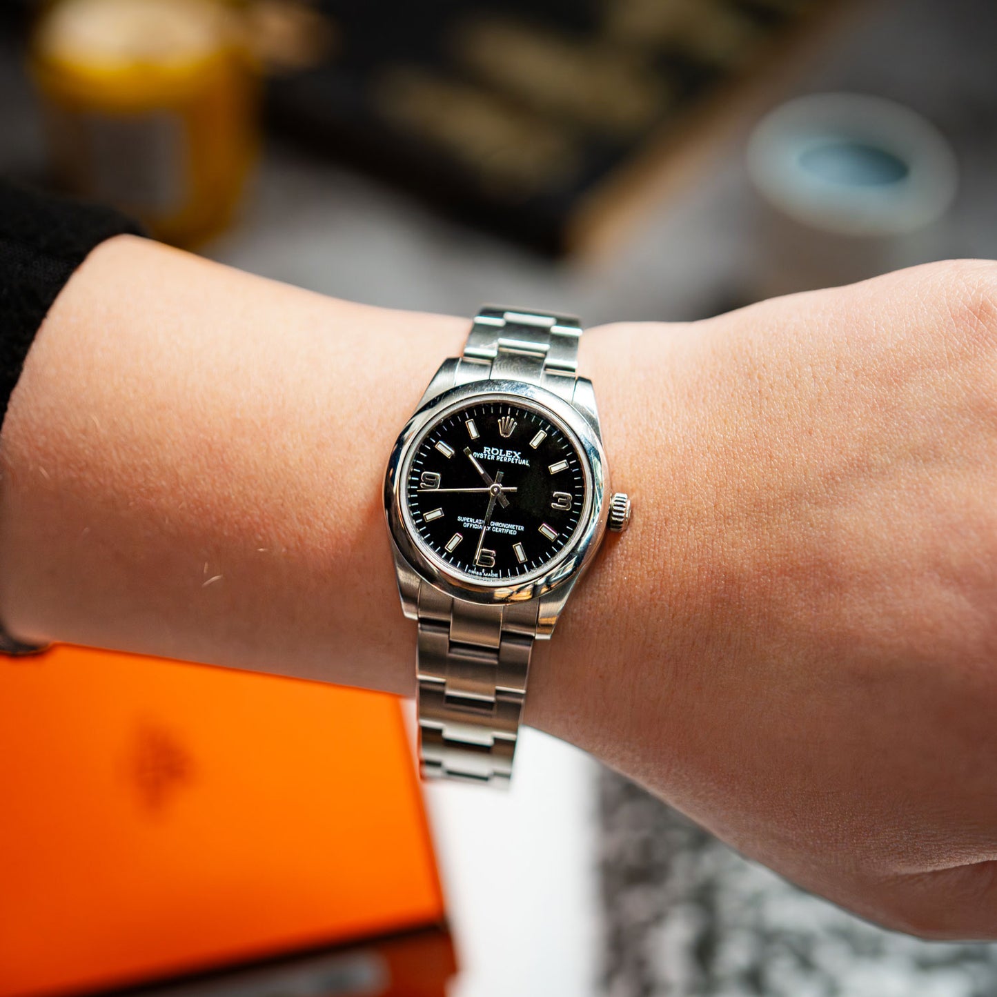 Rolex Oyster Perpetual Midsize 77080 31mm