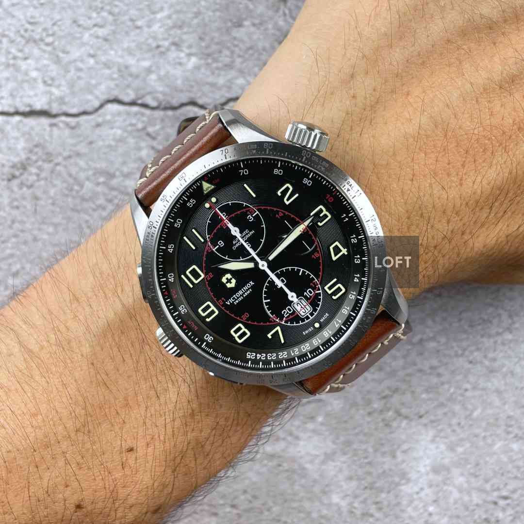 Victorinox Airboss Mach 9 Chronograph 45 mm
