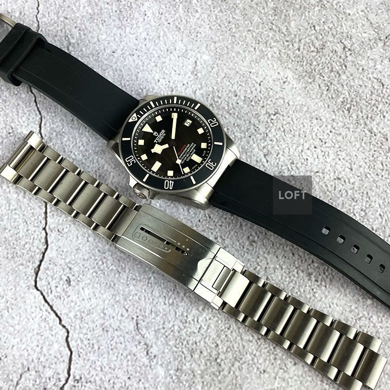 Tudor Pelagos LHD Titanium COSC 500M 42 mm