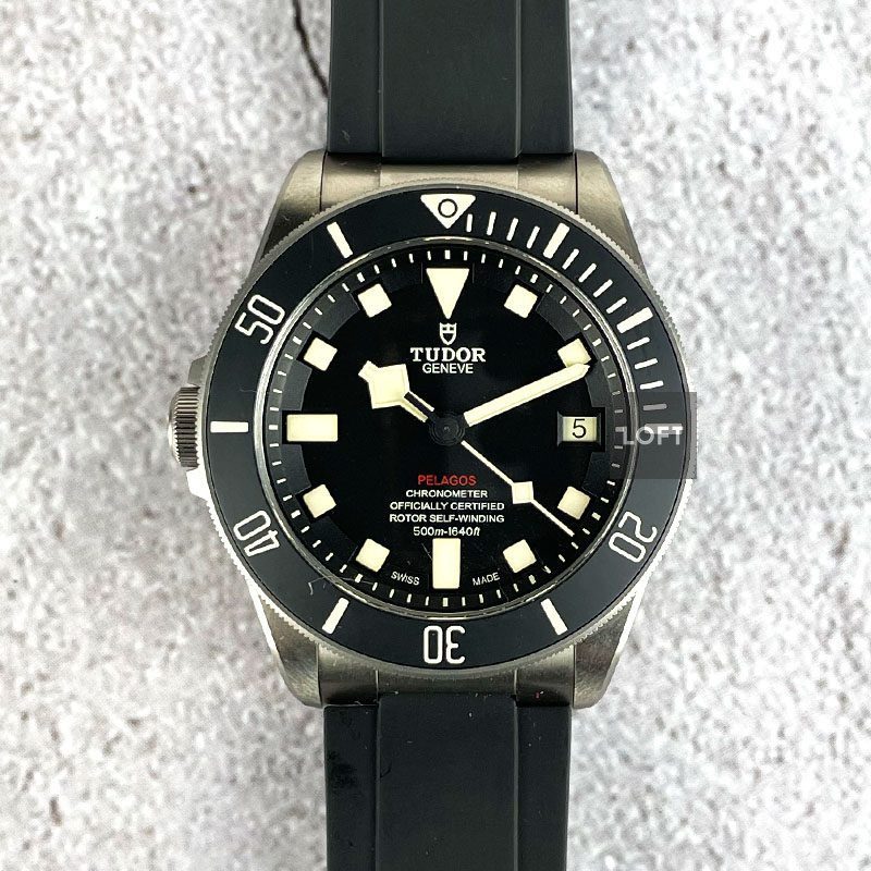 Tudor Pelagos LHD Titanium COSC 500M 42 mm