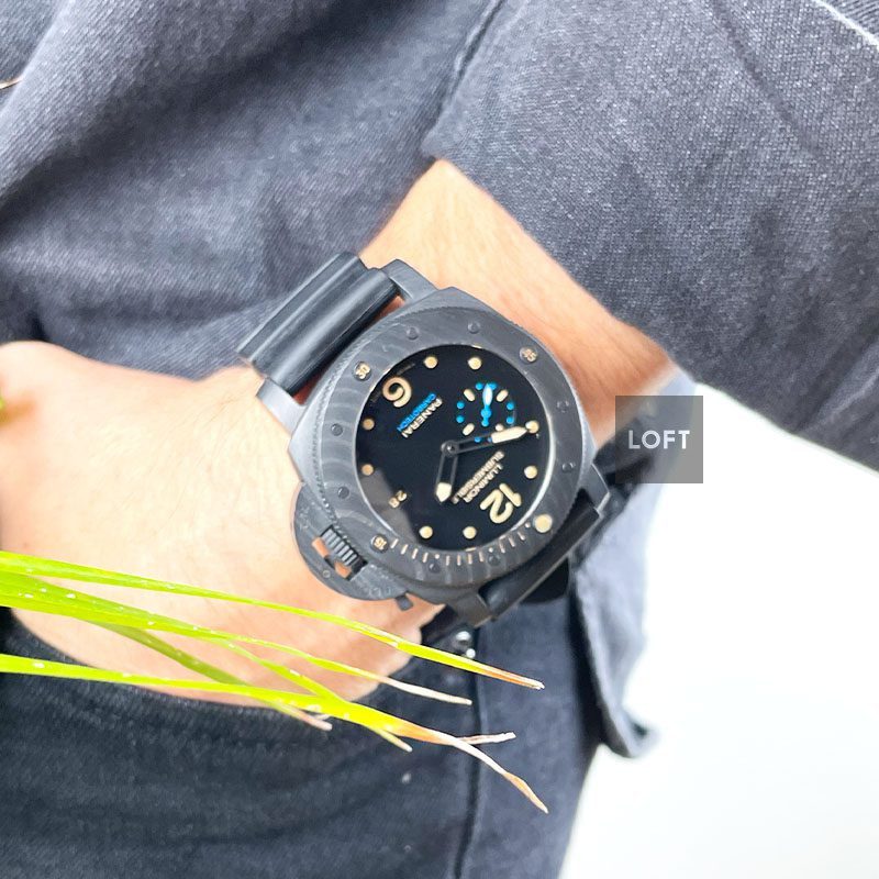 Panerai Luminor Submersible Carbotech