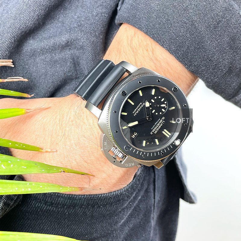 Panerai Luminor Submersible Titanio