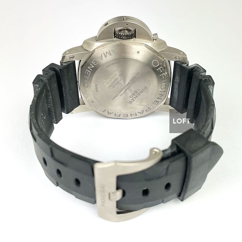 Panerai Luminor Submersible Titanio