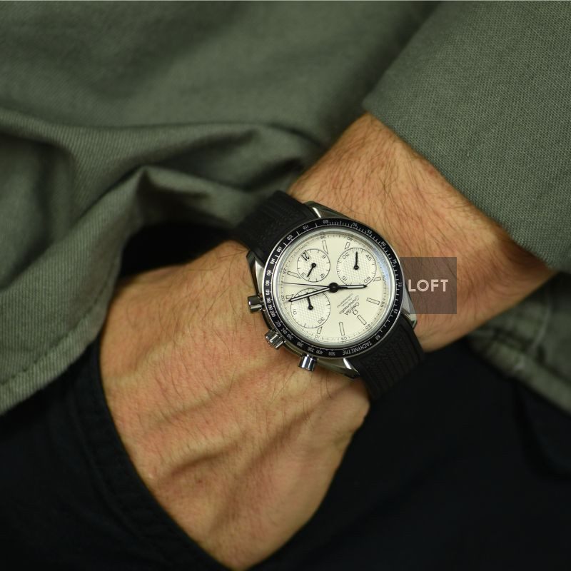 Omega Speedmaster Racing Silver Dial 40 mm