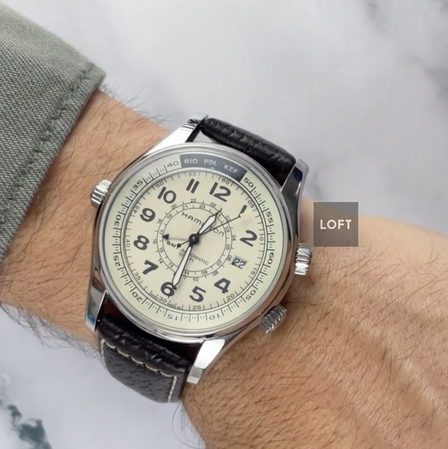 Hamilton Khaki Navy UTC Automatic 300 m 42 mm
