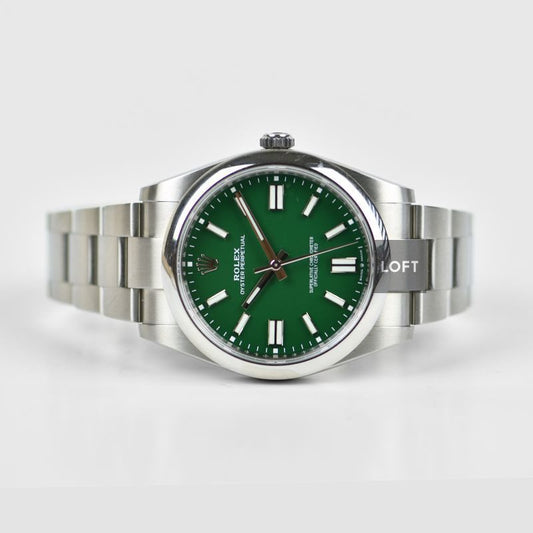 Rolex Oyster Perpetual 41 Ref. 124300 Green Dial 2023
