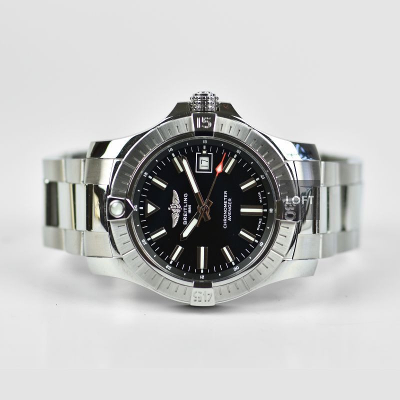 Breitling Avenger Automatic 43 Chronometer Acero 300 m
