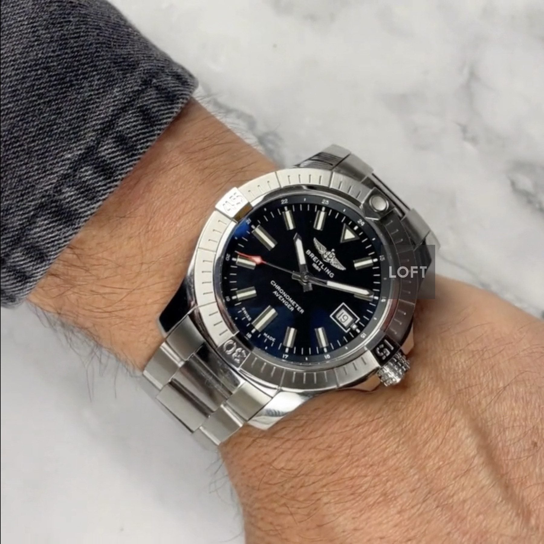 Breitling Avenger Automatic 43 Chronometer Acero 300 m