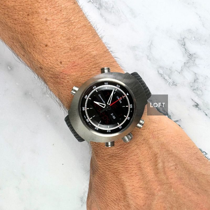 Omega Speedmaster Spacemaster Z-33 Ana-Digi Titanio 43 mm