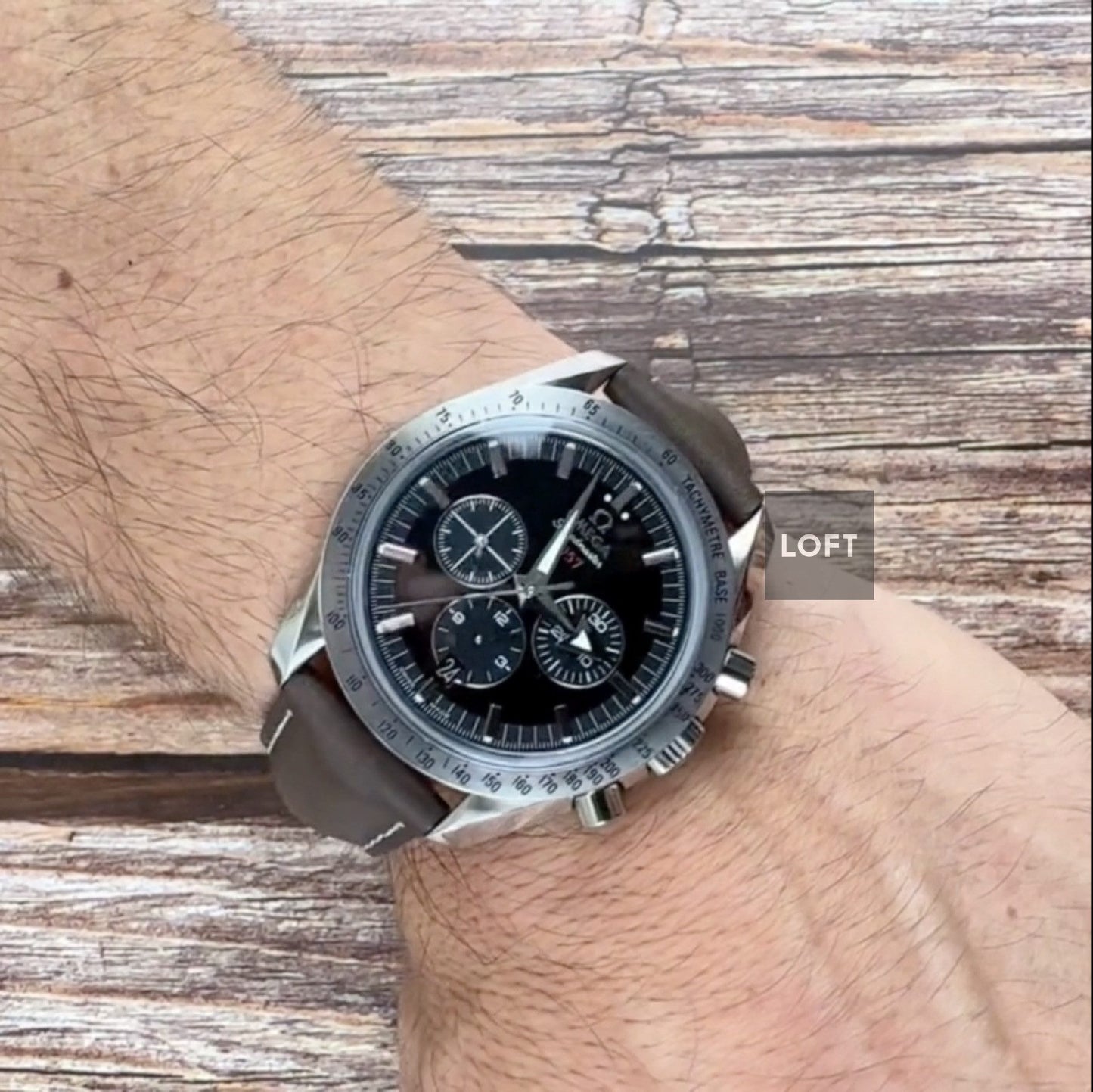 Omega Speedmaster Broad Arrow 1957 Chronograph 42 mm