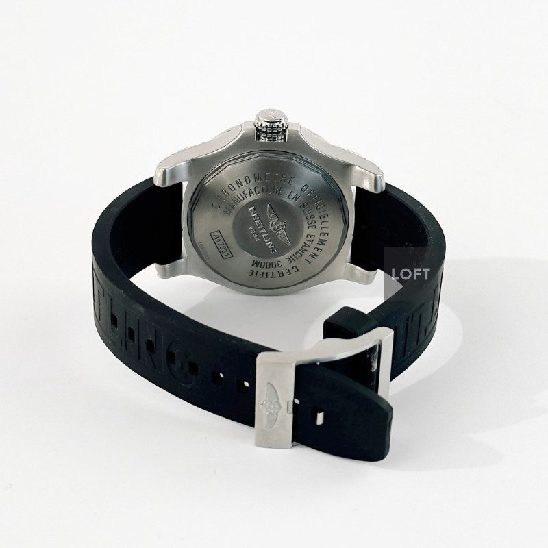 Breitling Avenger II Seawolf 3000M Cobra Yellow 45 mm