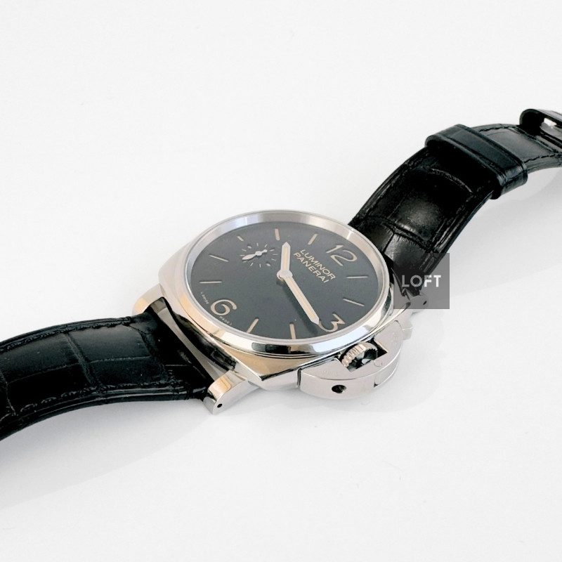 Panerai Luminor Due 3 Days Small Seconds PAM 676 42 mm