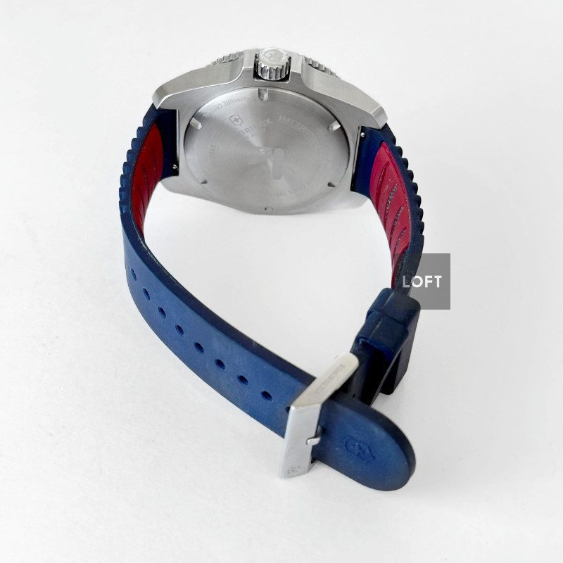 Victorinox Journey 1884 Quartz Antimagnetic 43 mm