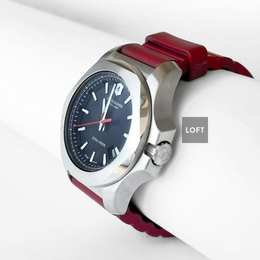 Victorinox Swiss Army I.N.O.X. Quartz Black Dial 43 mm