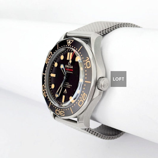 Omega Seamaster Diver 300M 007 Edition Titanium 42 mm