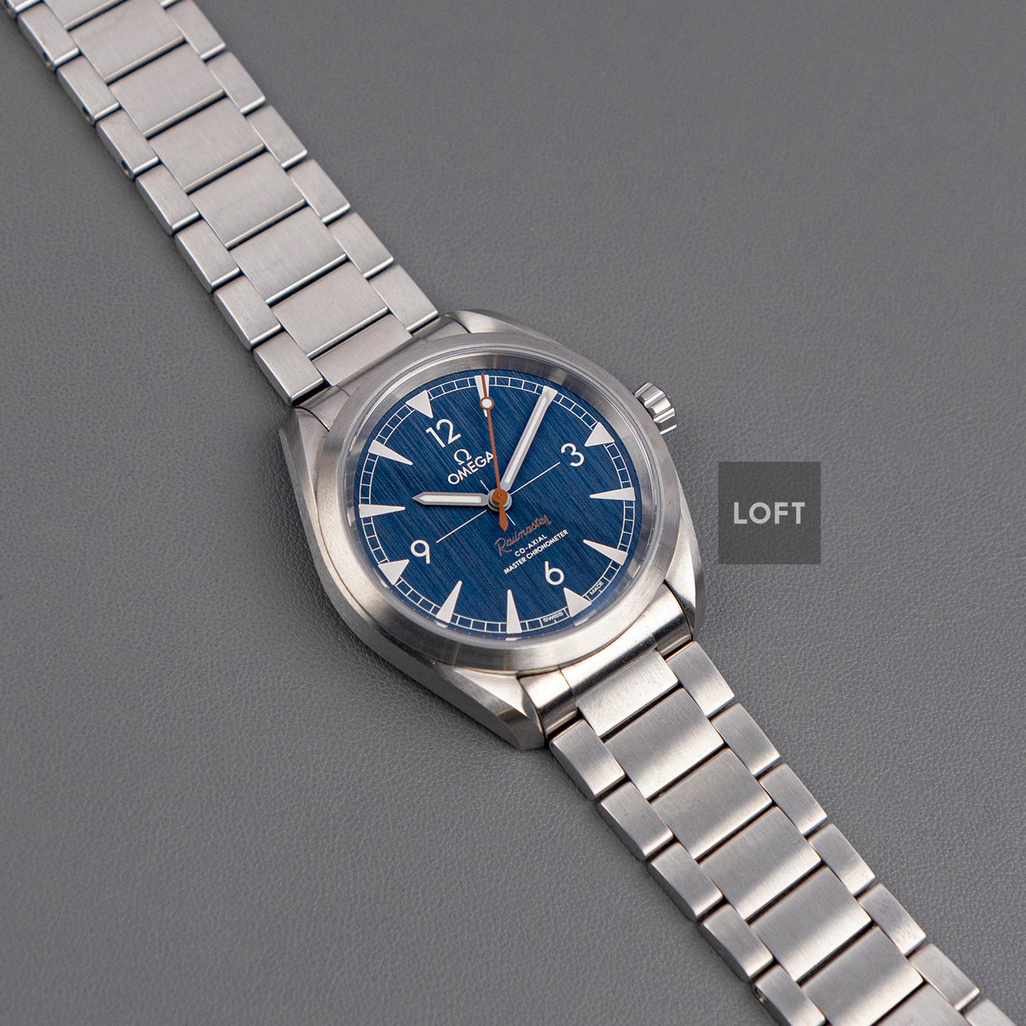 A001393-2