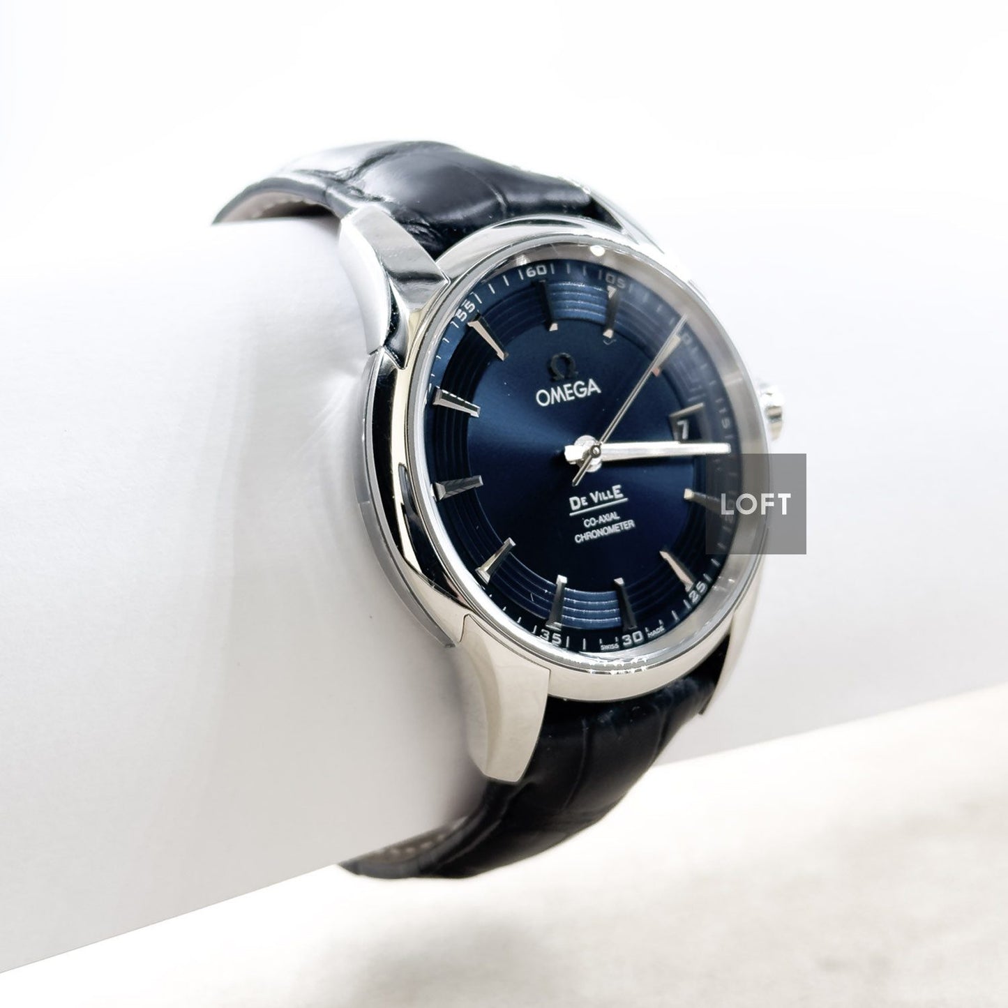 Omega De Ville Hour Vision Blue Dial White Gold Hands 41 mm