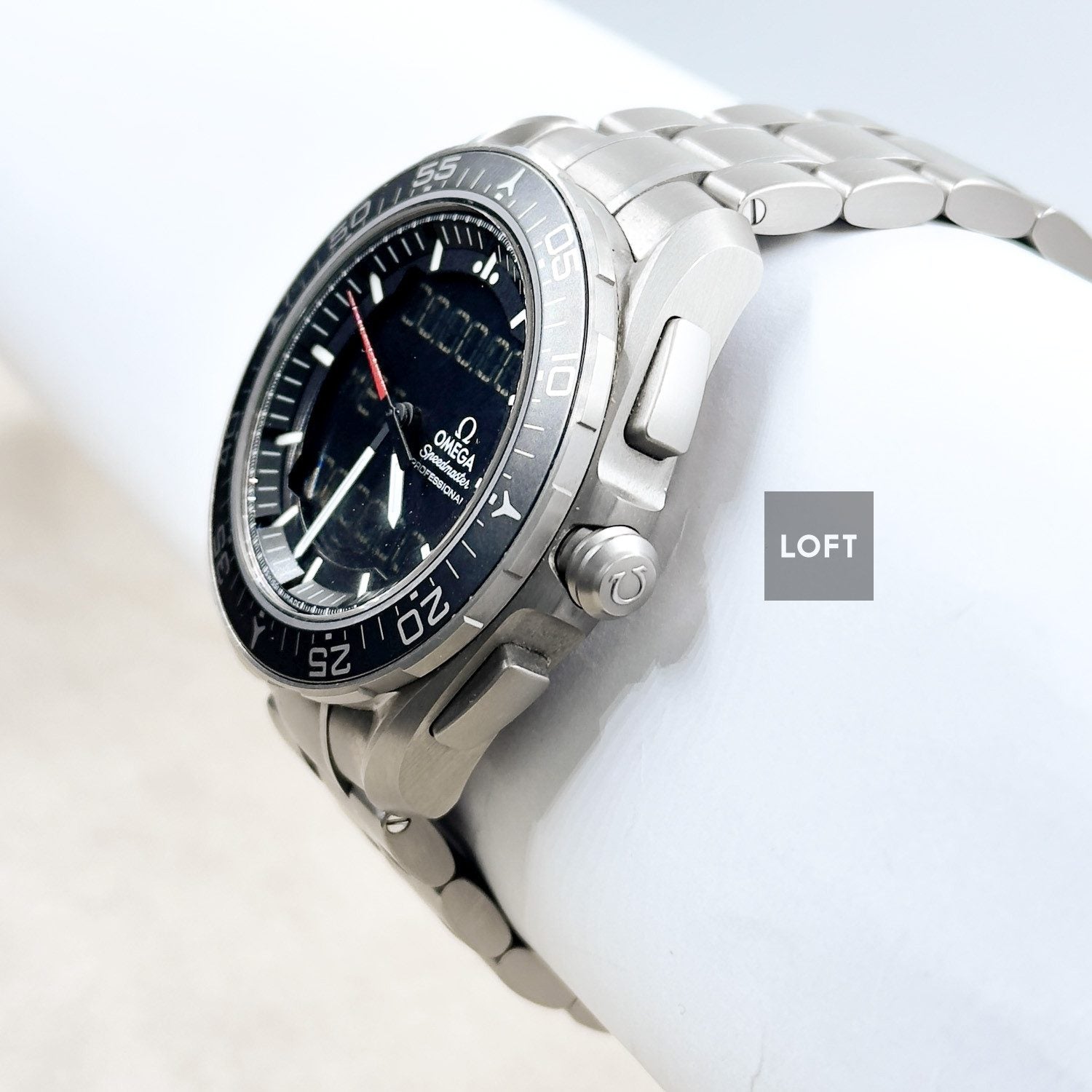 Omega Speedmaster Skywalker X-33 Titanium Quartz 45 mm