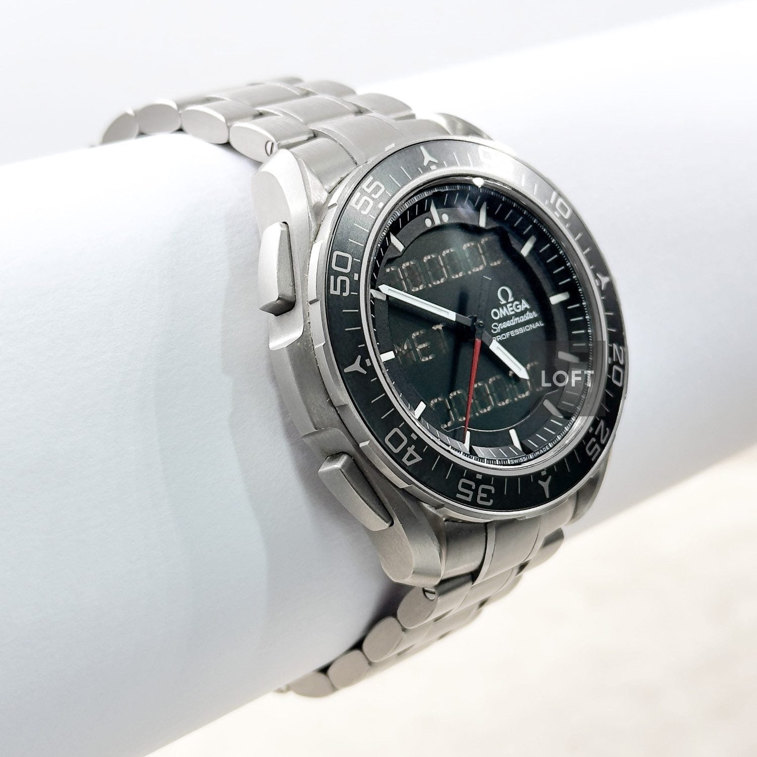 Omega Speedmaster Skywalker X-33 Titanium Quartz 45 mm