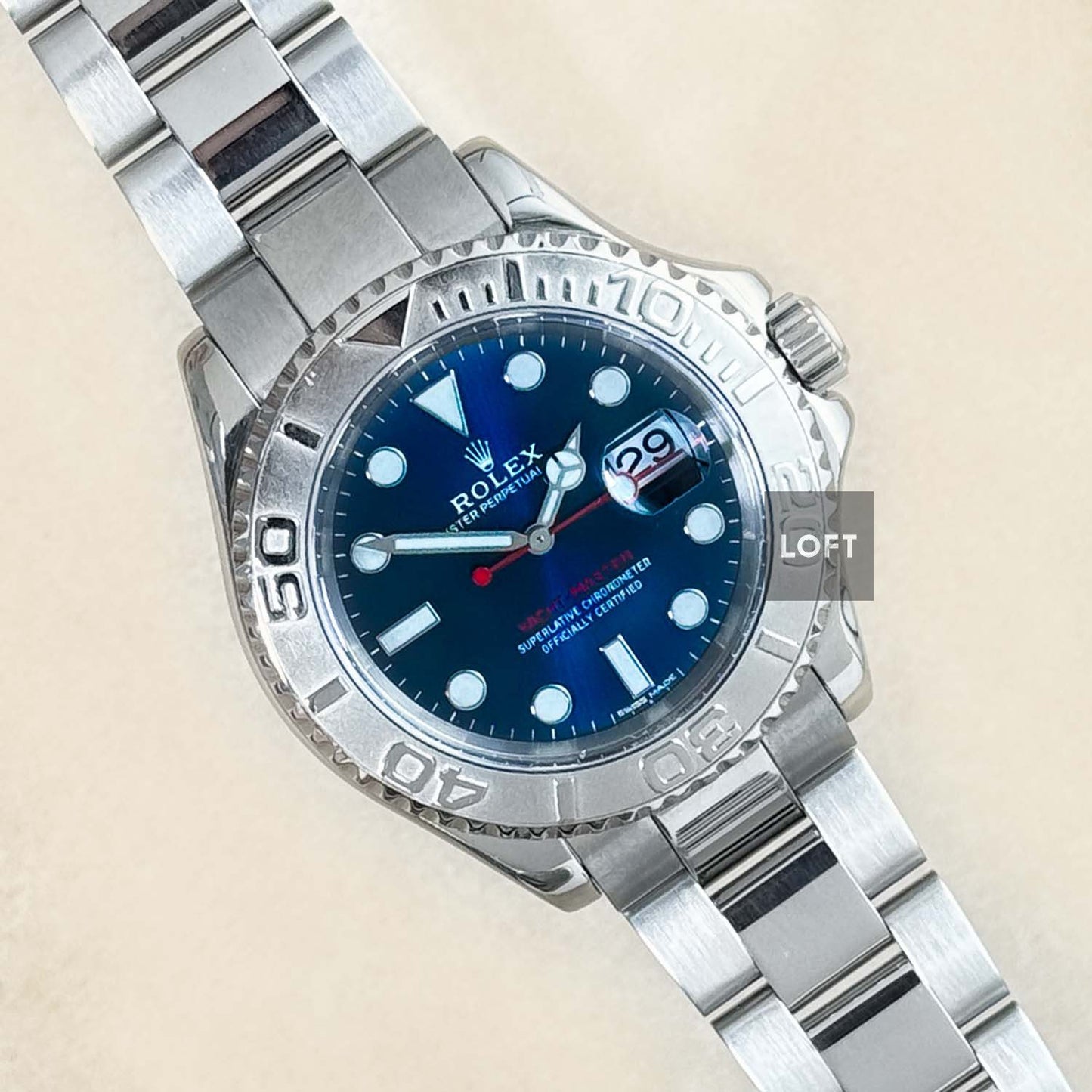 A001515-002