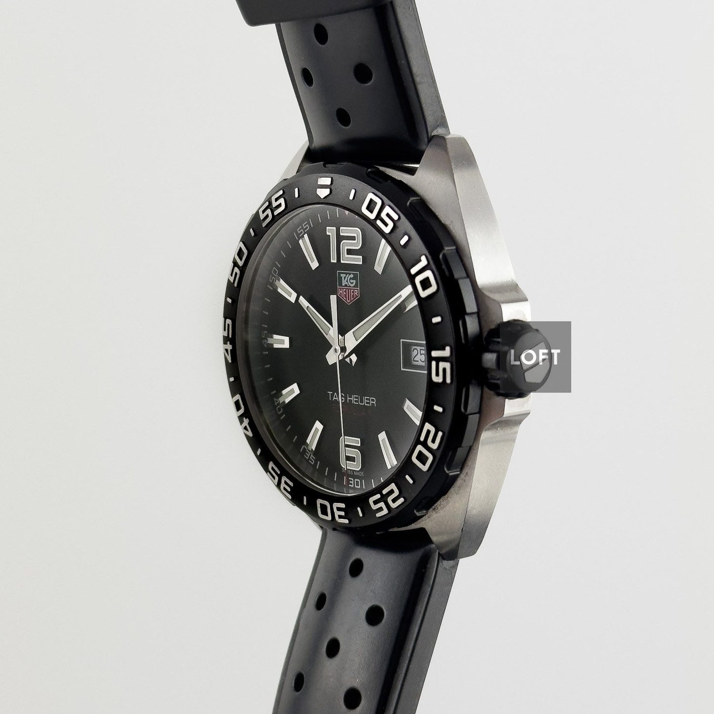 TAG Heuer Formula 1 Date Quartz Rubber Strap 41 mm