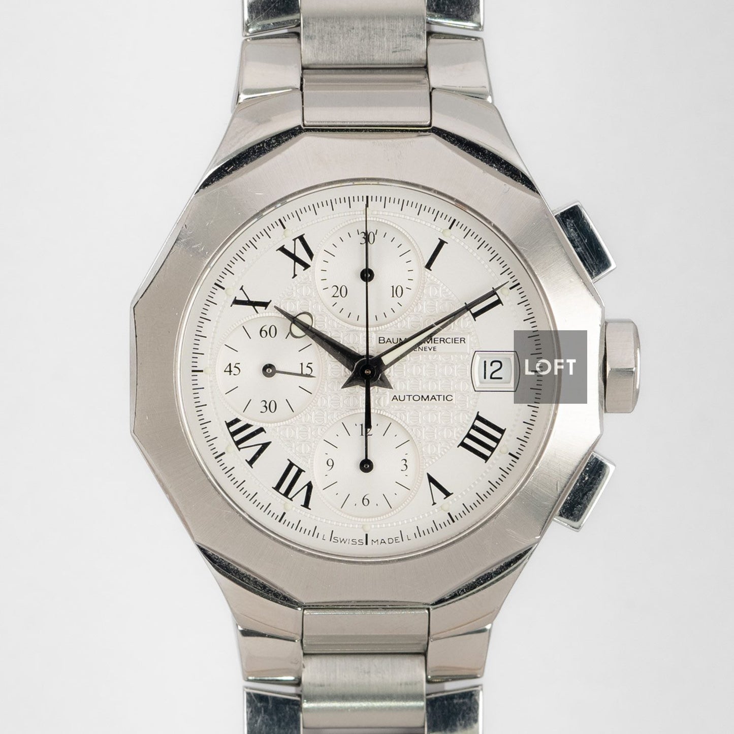 Baume & Mercier Riviera Chronograph White Dial Bracelet 43 mm