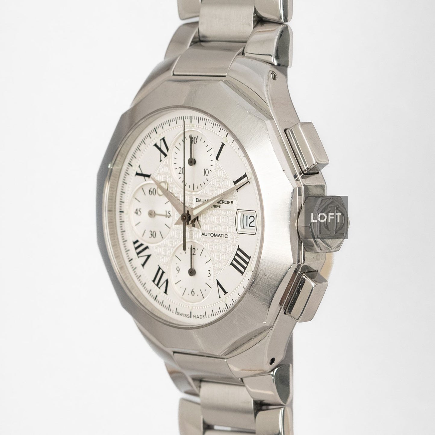 Baume & Mercier Riviera Chronograph White Dial Bracelet 43 mm