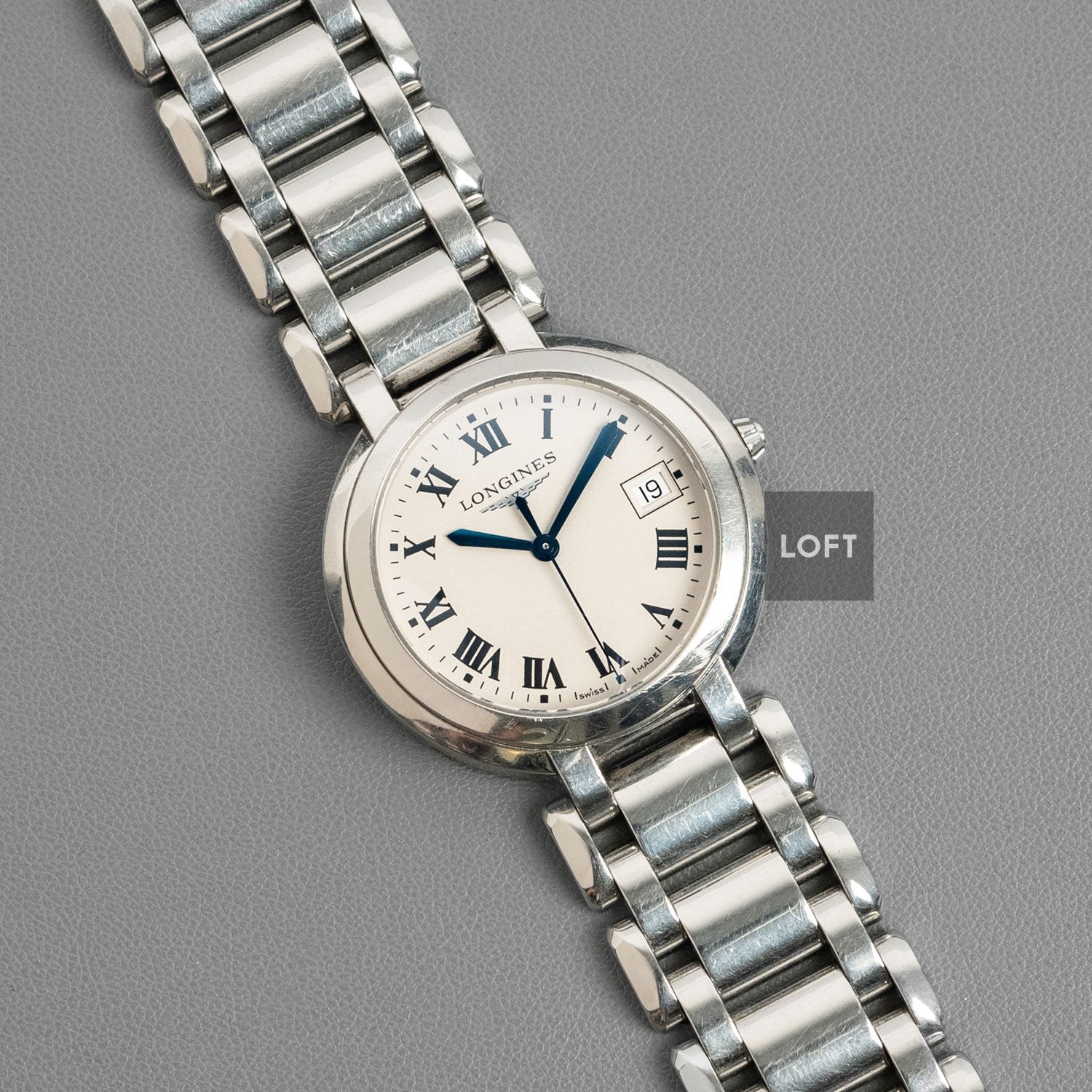 Longines PrimaLuna Date Quartz Silver Dial 34 mm