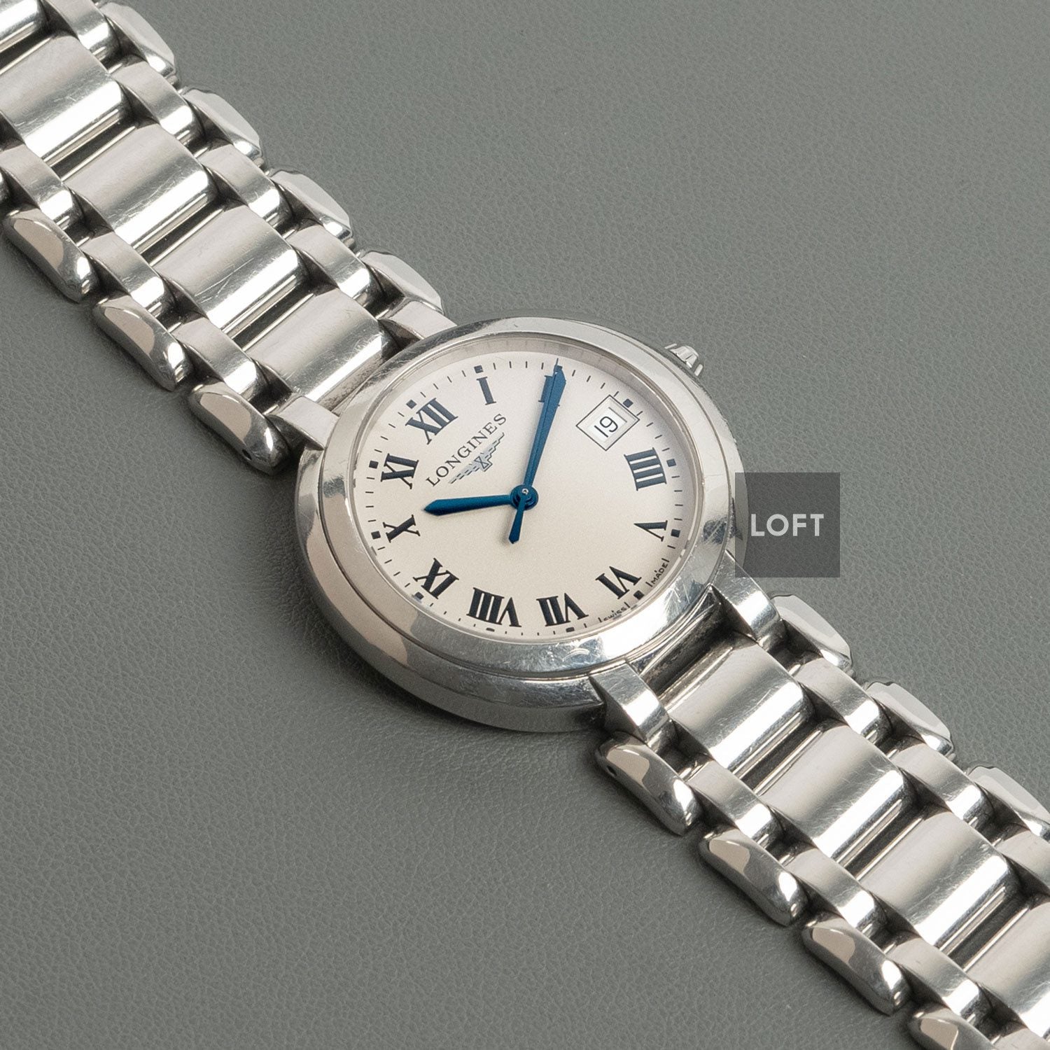Longines PrimaLuna Date Quartz Silver Dial 34 mm
