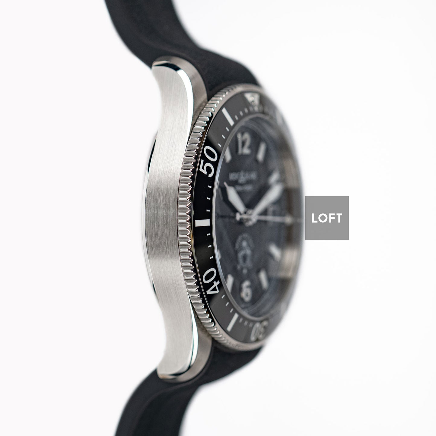 Montblanc 1858 Iced Sea Automatic Date 300 m 41 mm