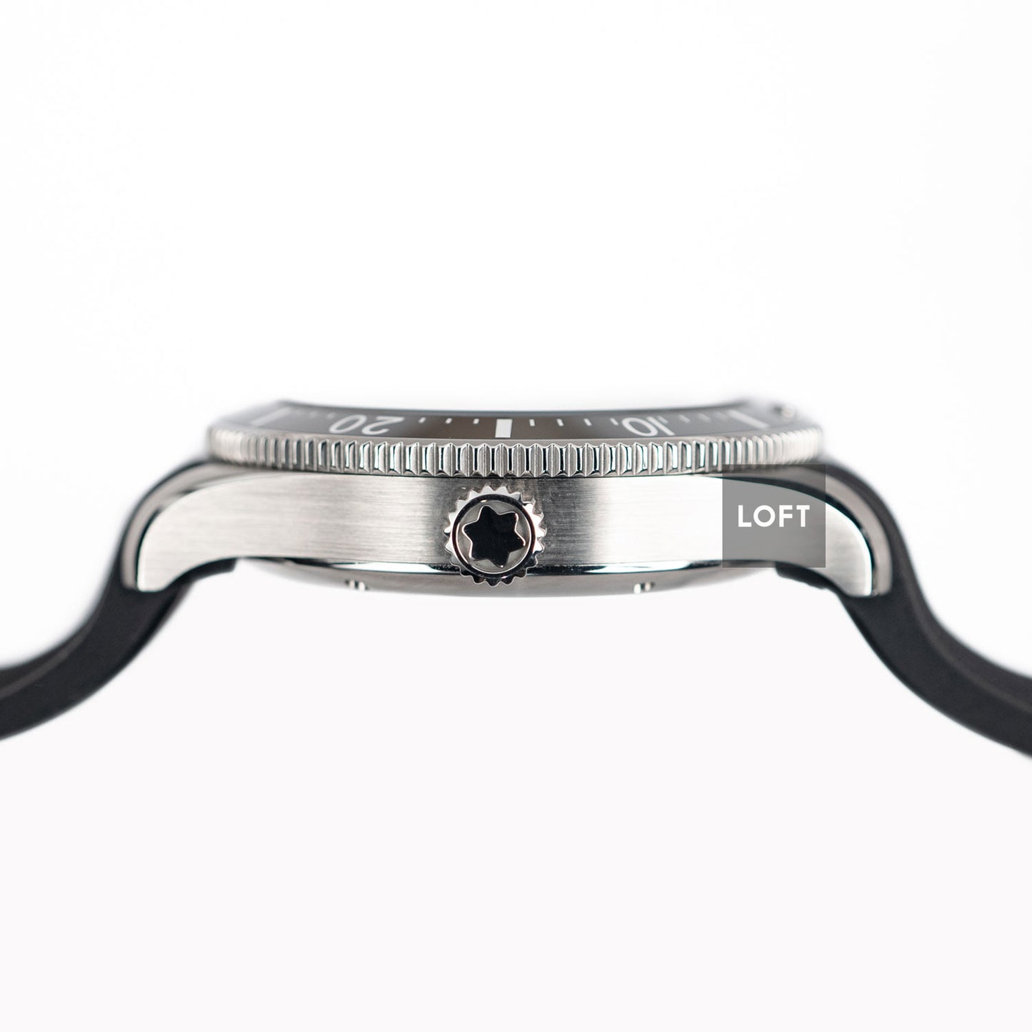 Montblanc 1858 Iced Sea Automatic Date 300 m 41 mm