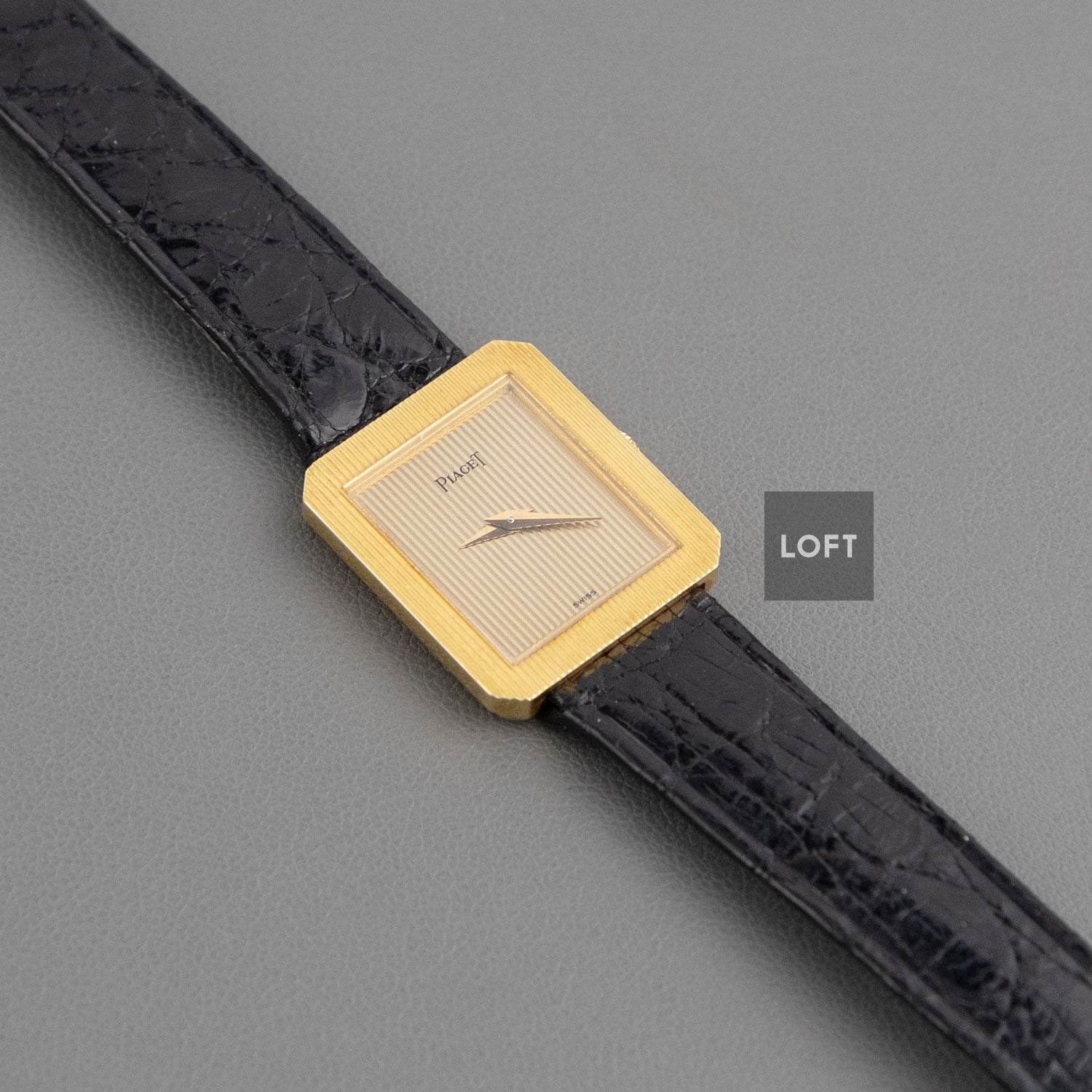 Piaget Tank 9154 Ladies 18k Yellow Gold 25 mm