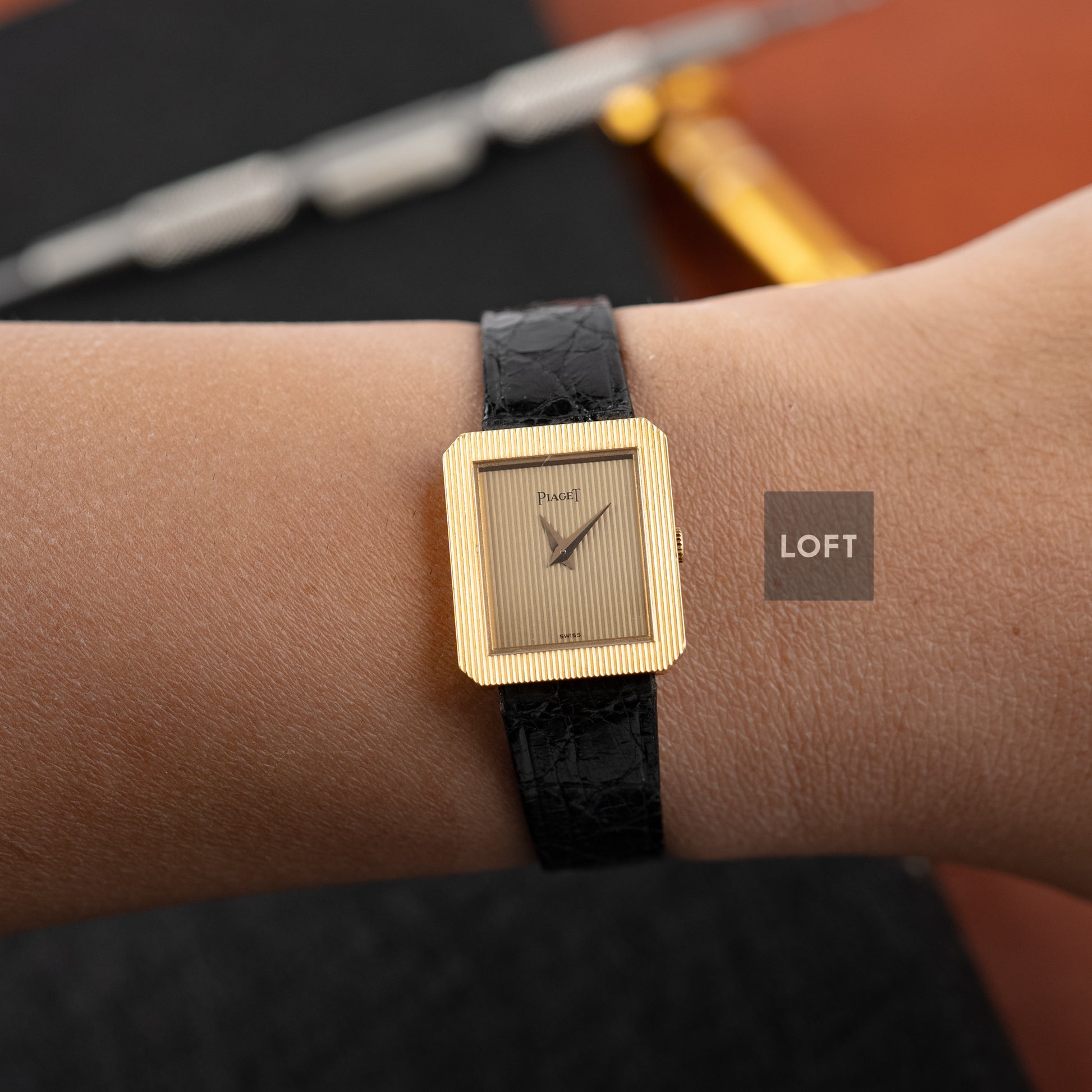 Piaget Tank 9154 Ladies 18k Yellow Gold 25 mm