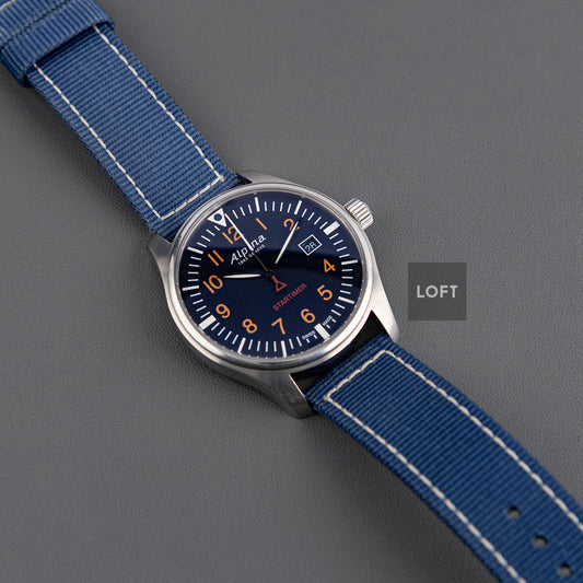 Alpina Startimer Pilot Navy Blue Dial Blue 42 mm