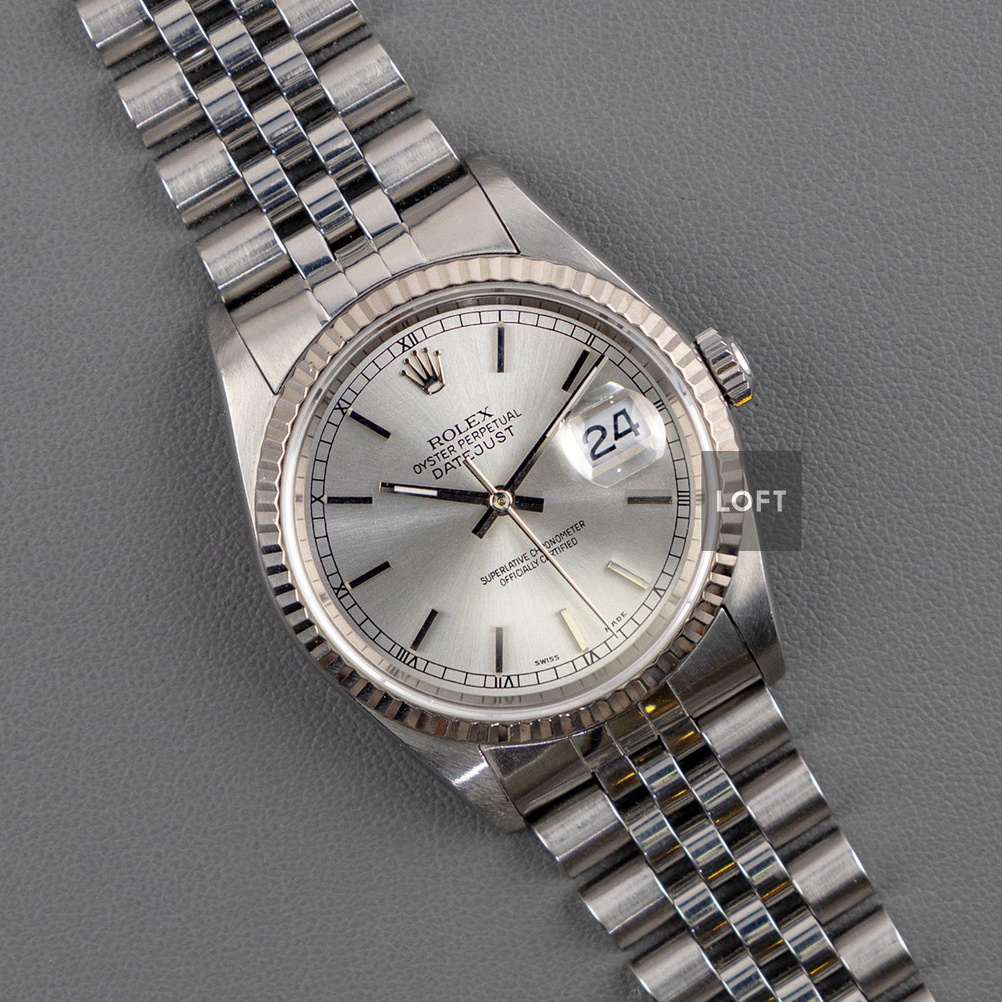Rolex Datejust 16220 Steel Silver Dial 36 mm