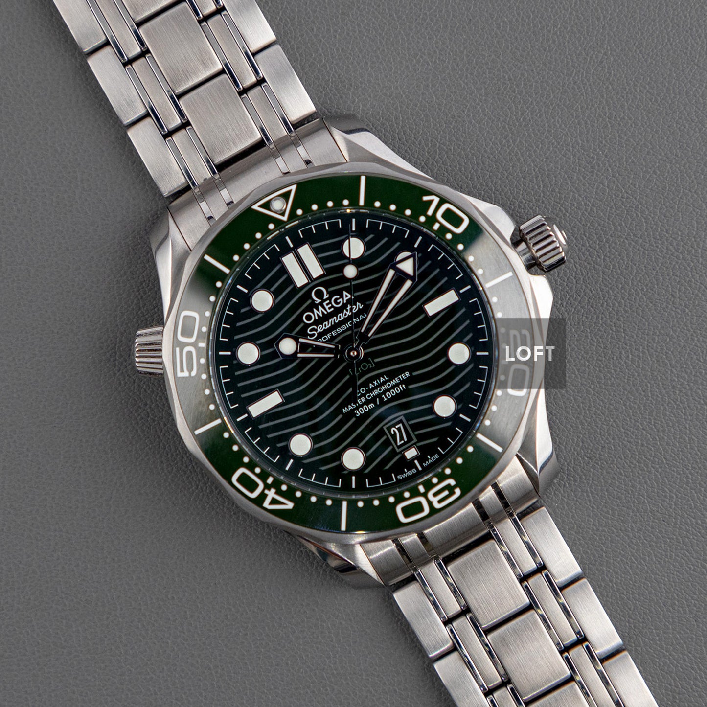 Omega Seamaster Diver 300M Green Dial 42 mm