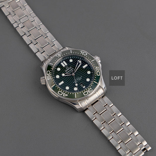 Omega Seamaster Diver 300M Green Dial 42 mm