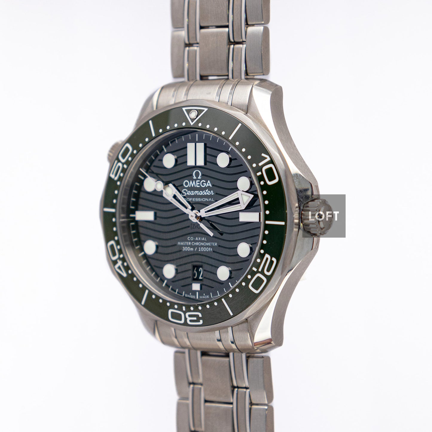 Omega Seamaster Diver 300M Green Dial 42 mm