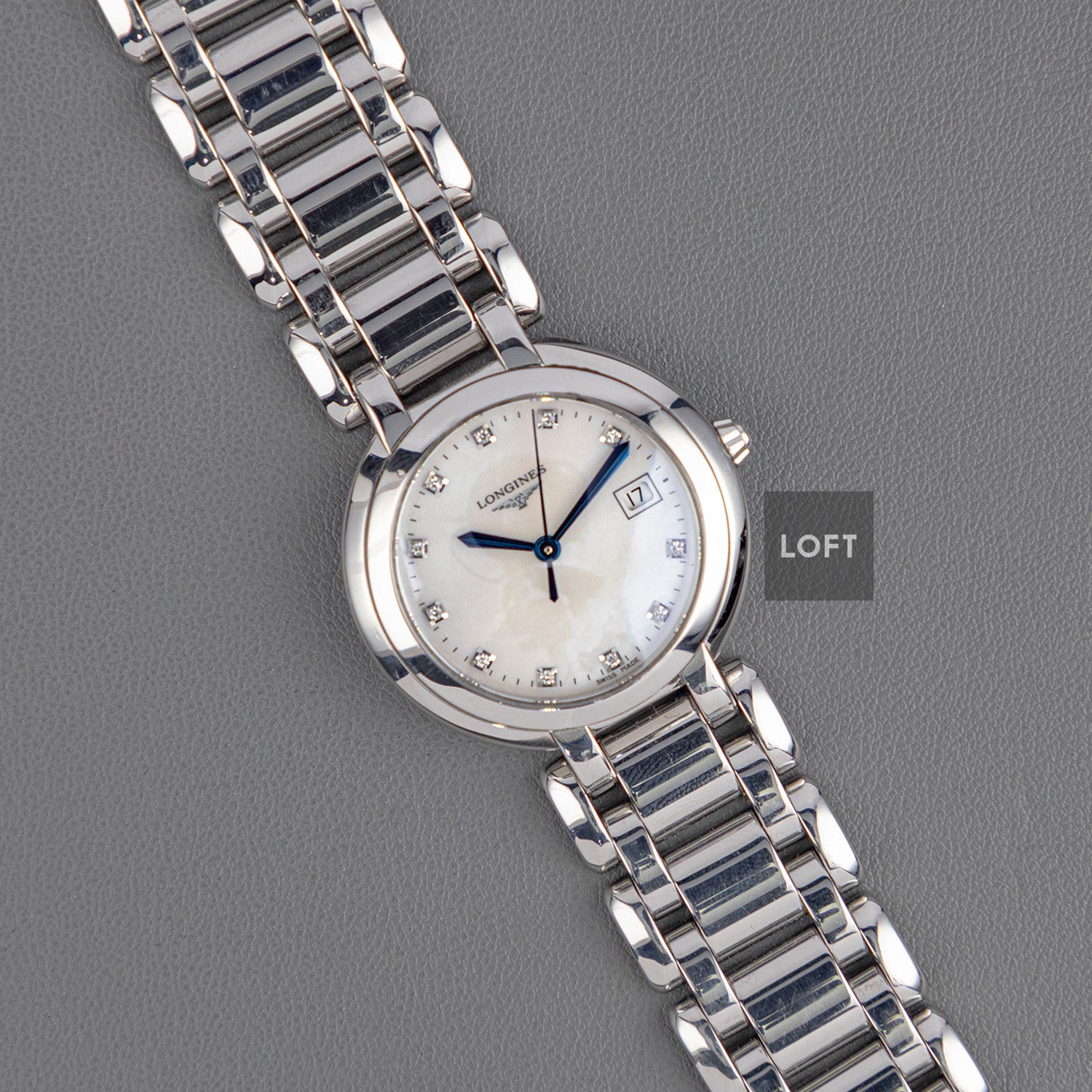 Longines PrimaLuna Quartz Mother of Pearl Dial 30 mm