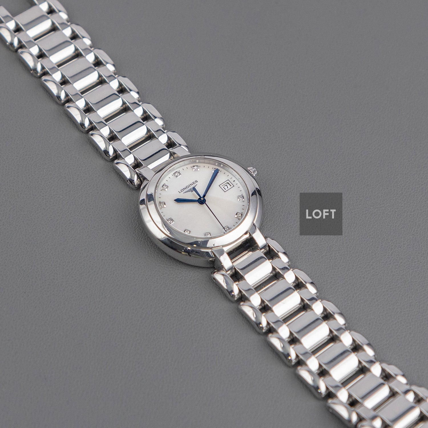Longines PrimaLuna Quartz Mother of Pearl Dial 30 mm