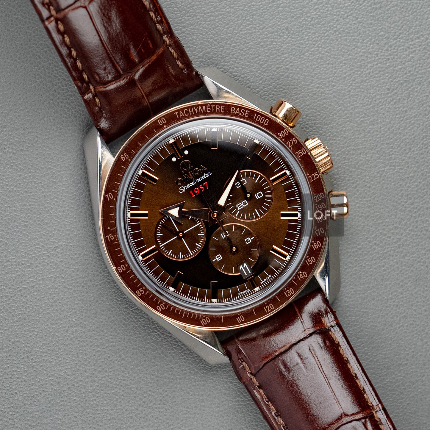 Omega Speedmaster Broad Arrow Steel/Red Gold 42mm
