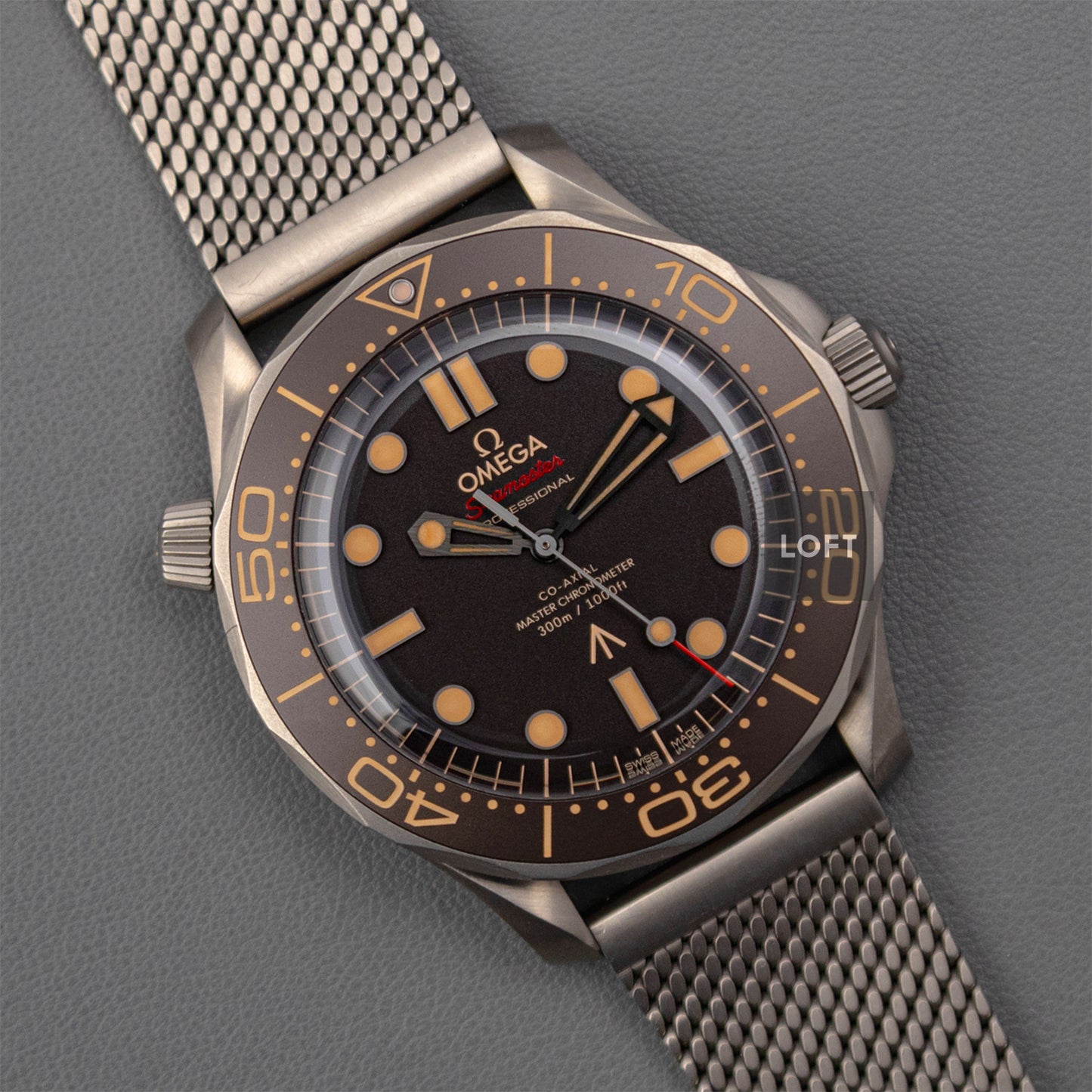 Omega Seamaster Diver 300M 007 Edition 42mm