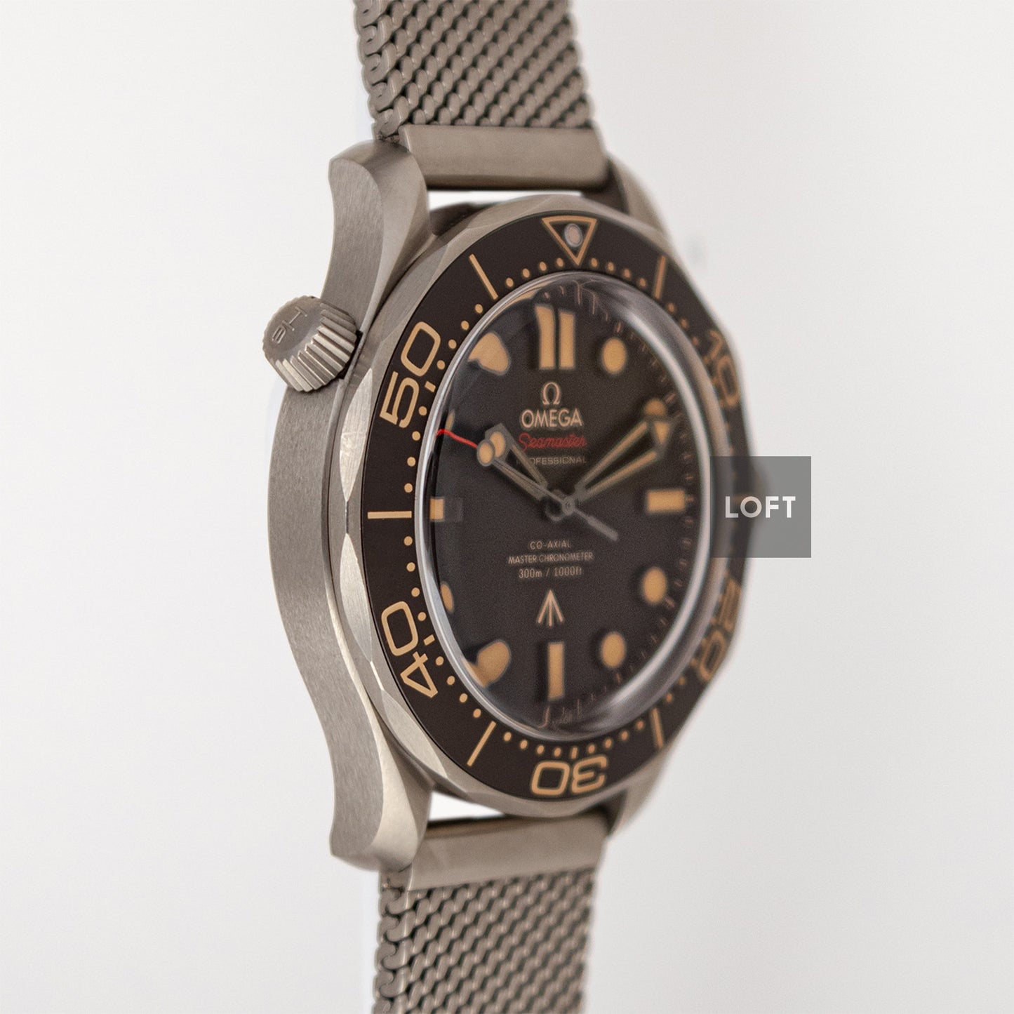 Omega Seamaster Diver 300M 007 Edition 42mm