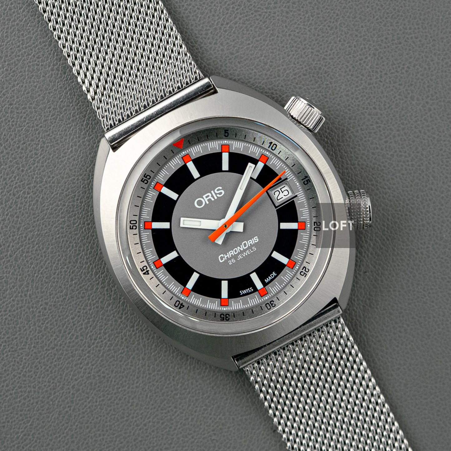 Oris Chronoris Date Grey Dial Rotating Inner Bezel 39mm