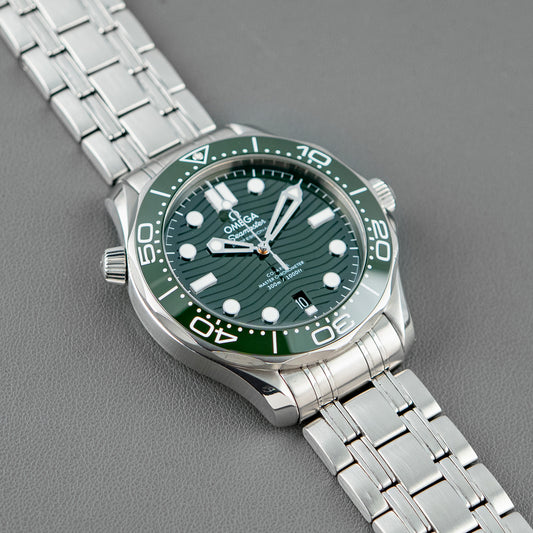 Omega Seamaster Diver 300M Automatic Green 42mm