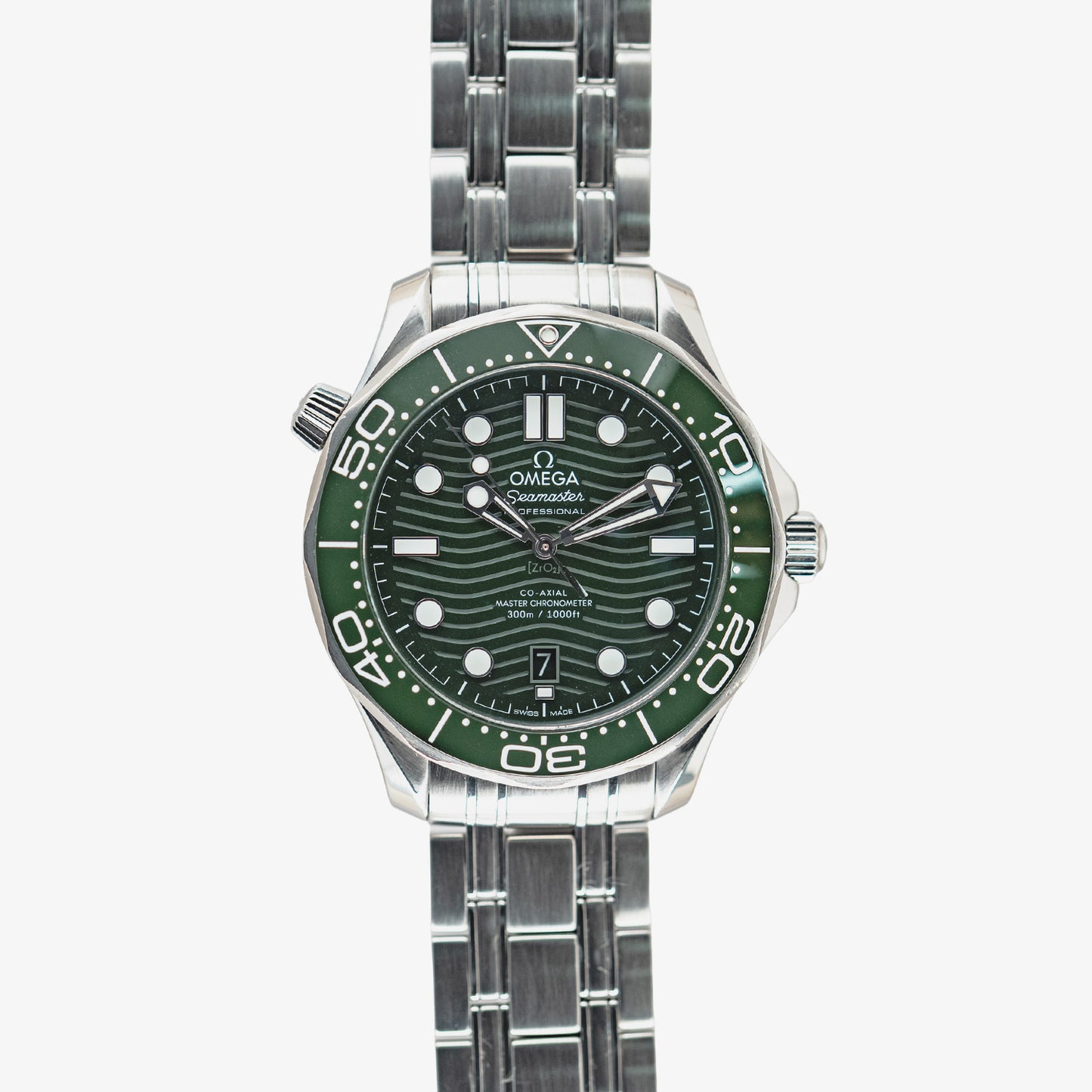 Omega Seamaster Diver 300M Automatic Green 42mm