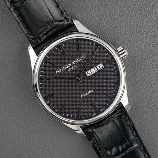 Frédérique Constant Classics Quartz Black Dial 40mm