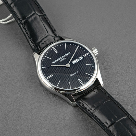 Frédérique Constant Classics Quartz Black Dial 40mm