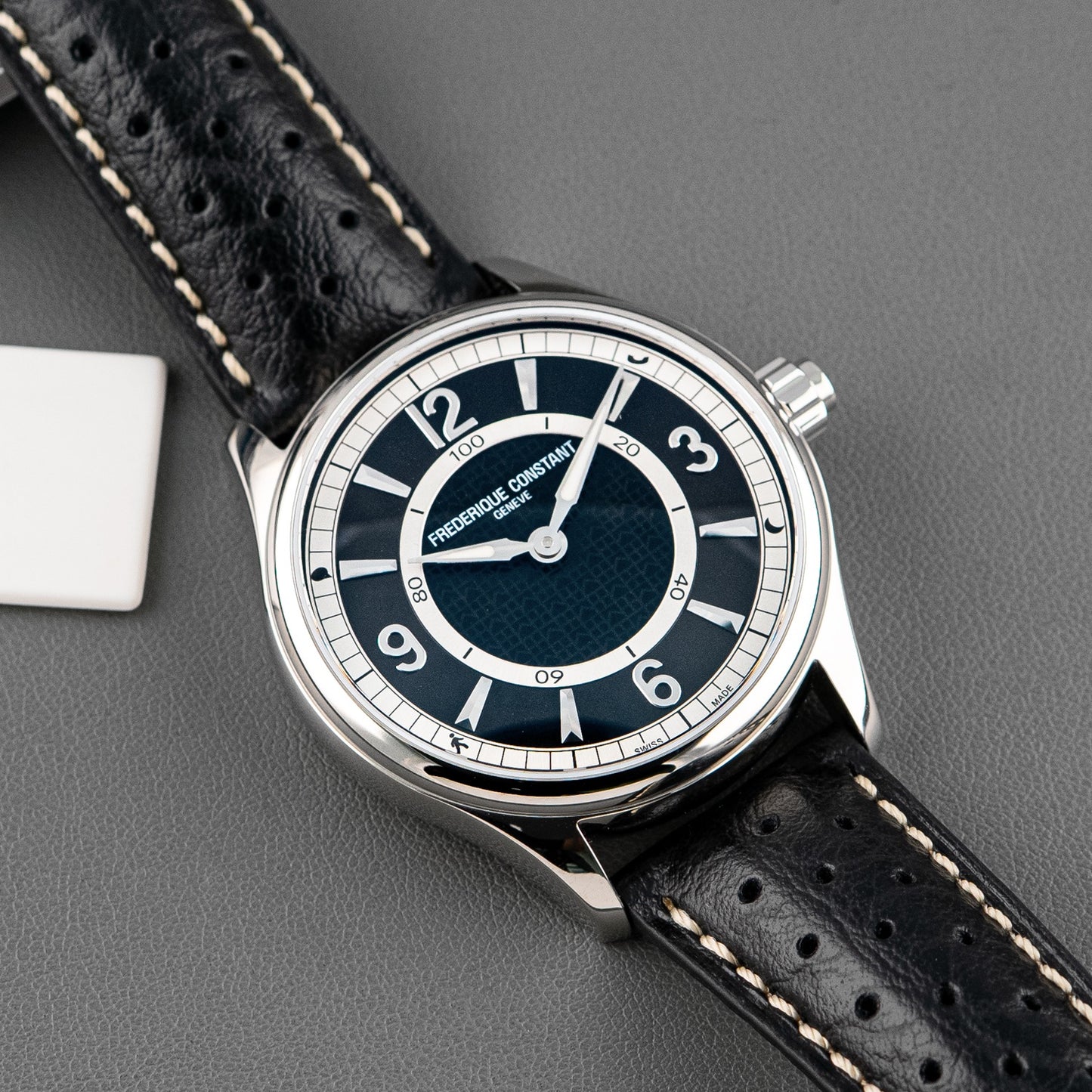 Frederique Constant Smartwatch Quartz Black Dial 42mm